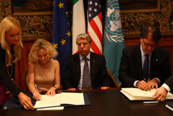 Italy Agreement Photo